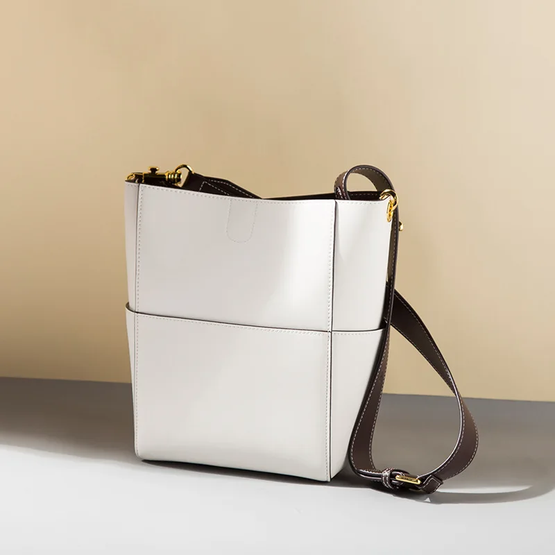Hot Selling 2021 Luxury Bucket Bag Women Large Capacity Shoulder Tote Bag Designers Handbags Famous Brands
Hot Selling 2021 Luxury Bucket Bag Women Large Capacity Shoulder Tote Bag Designers Handbags Famous Brands