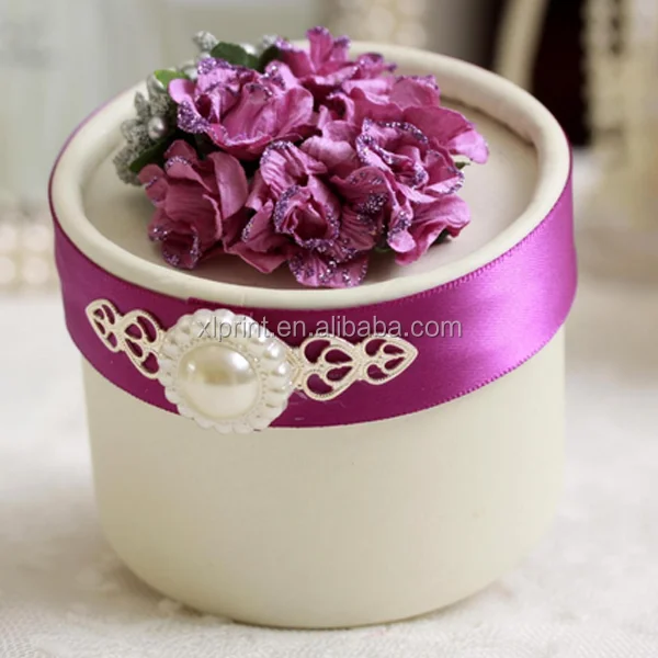 butterfly types gift wedding favor box / flower round paper