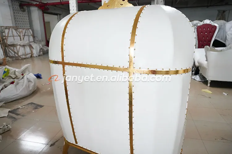 event balloon chair-3.jpg