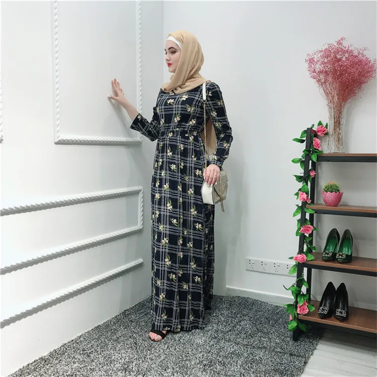 Beautiful black Islamic Women Cotton Printing floral Dress Dubai Turkey Indonesia, Navy
Beautiful black Islamic Women Cotton Printing floral Dress Dubai Turkey Indonesia, Navy