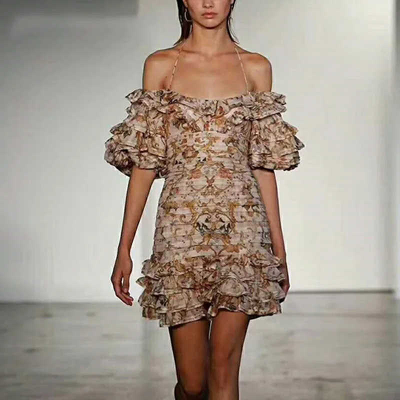 2019 Elegant floral printed bubble sleeve evening dress women sexy off shoulder spaghetti strap pleated lace mini casual dress
2019 Elegant floral printed bubble sleeve evening dress women sexy off shoulder spaghetti strap pleated lace mini casual dress