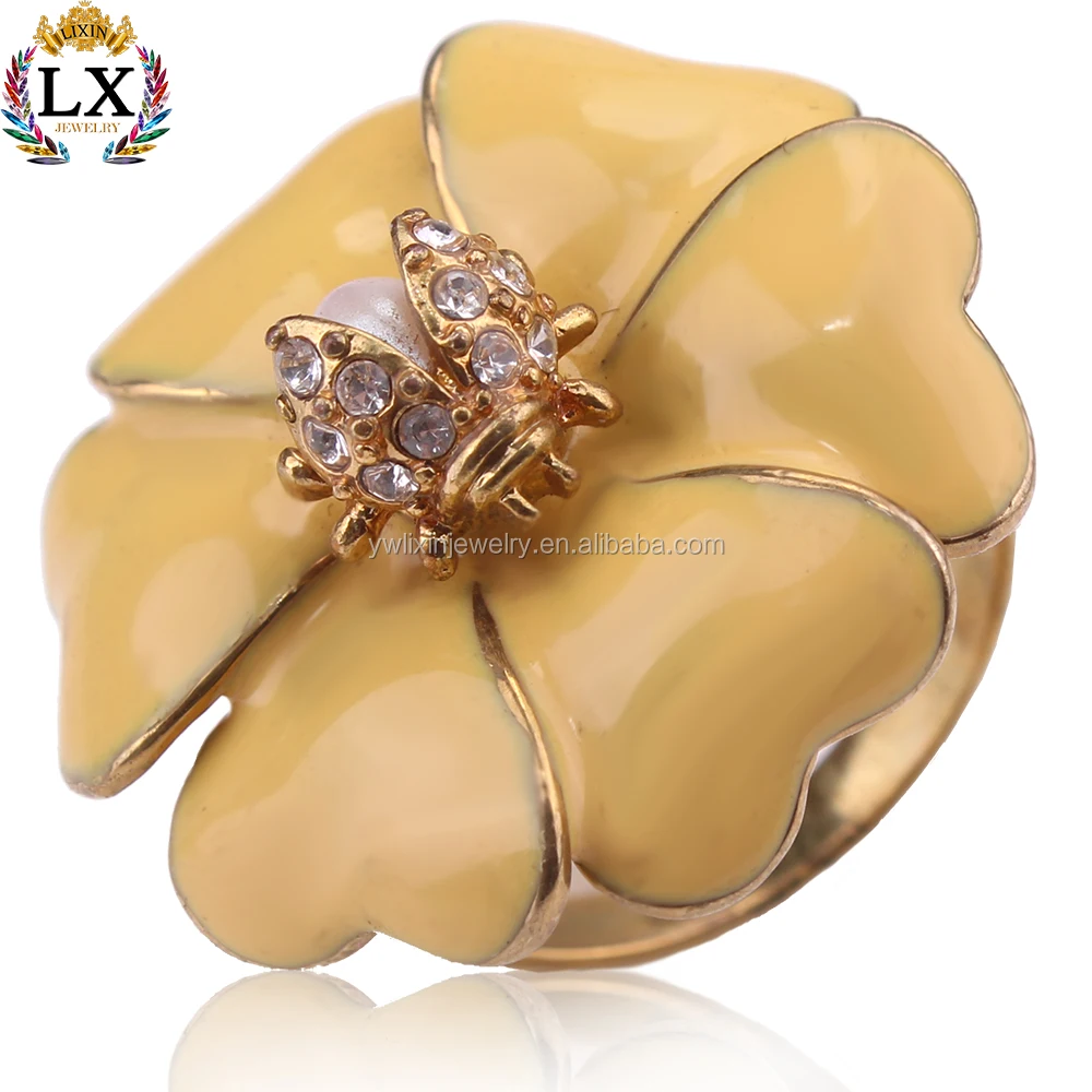 RLX-00132 moda tasarım İmitasyon İnci scarab sarı çiçek emaye parmak inci sahte altın yüzük