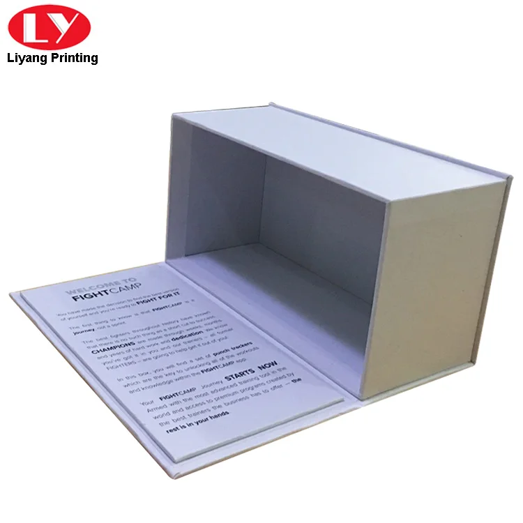 white paper cardboard gift box packaging