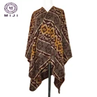 Fashion knitted shawl cape poncho fur cape pattern