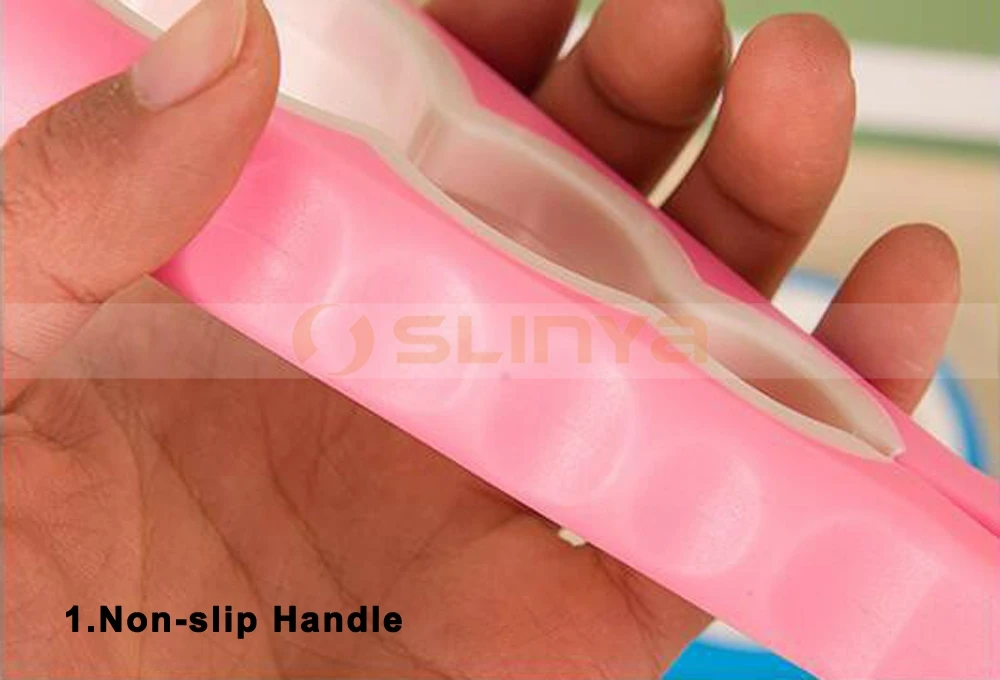 One multi-function plastic bottle opener 8020 170526 (1).jpg
