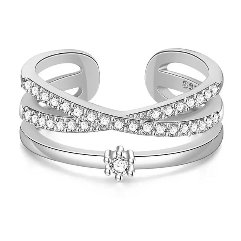 New temperament openwork female ring
New temperament openwork female ring