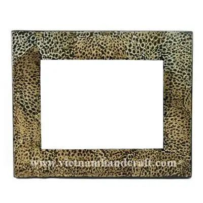 Eco-friendly handpainted vietnamese lacquer bamboo picture frame with eggshell inlay