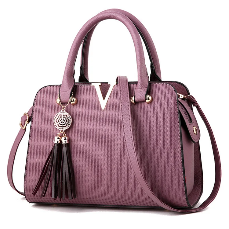 The New Women's One-Shoulder Bag Carries European And American Fashionable PU Women's Bag Letter Handbag, Black,purple,pink,gray,khaki,burgundy
The New Women's One-Shoulder Bag Carries European And American Fashionable PU Women's Bag Letter Handbag, Black,purple,pink,gray,khaki,burgundy