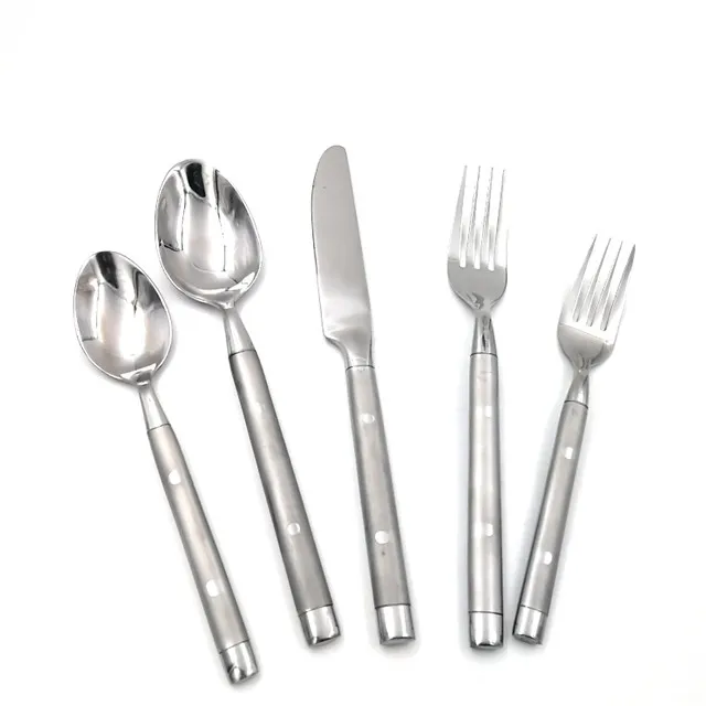 Heavy Duty Silverware Gift 20 Pieces Flatware Set 18/0 Stainless Steel Utensils for Restaurant, Hotel
Heavy Duty Silverware Gift 20 Pieces Flatware Set 18/0 Stainless Steel Utensils for Restaurant, Hotel
