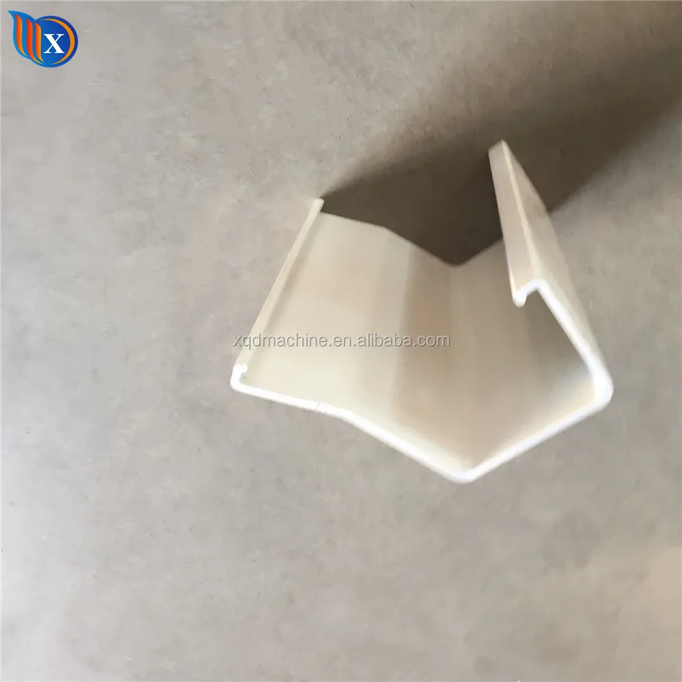 Pièces de ligne d'alimentation de poulet d'abreuvoir de volaille de PVC de 10cm 13cm 0