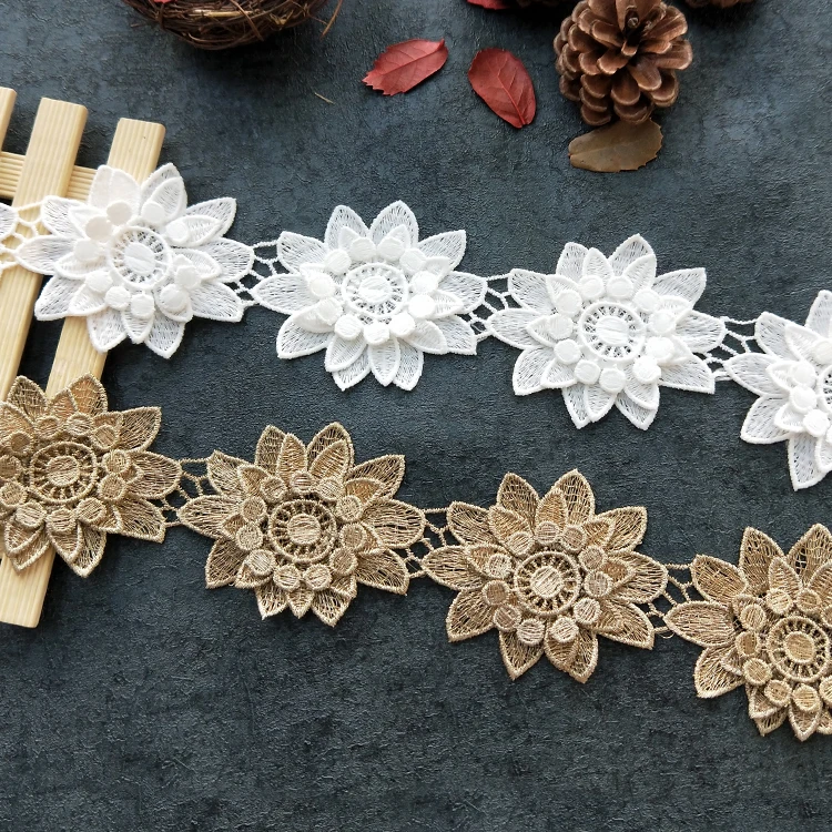 Customized fashion design water soluble embroidery lace fabric 3D bridal flower lace trim, White,gold or customized
Customized fashion design water soluble embroidery lace fabric 3D bridal flower lace trim, White,gold or customized