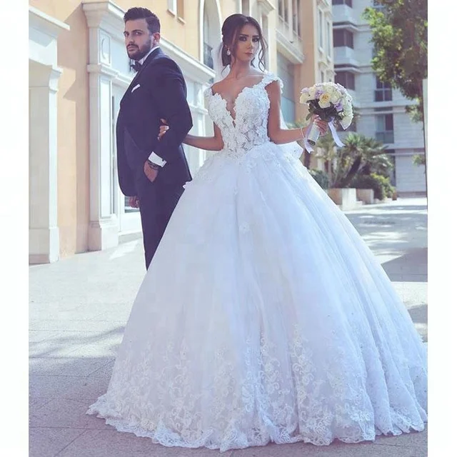 beauty sweetheart neckline wedding dress low back ball gown lace