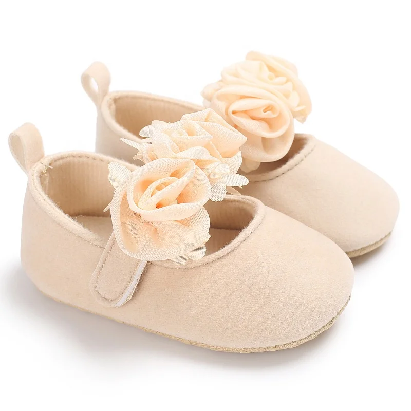 2020 wholesale breathable soft sole 0-12 months girls toddler baby prewalker artifical flower cute baby moccasins shoes
2020 wholesale breathable soft sole 0-12 months girls toddler baby prewalker artifical flower cute baby moccasins shoes