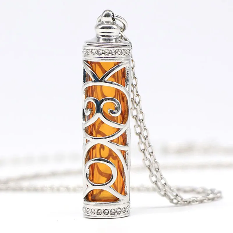 New arrival glass bottle pendant aroma essential oil diffuser necklace, Silver
New arrival glass bottle pendant aroma essential oil diffuser necklace, Silver