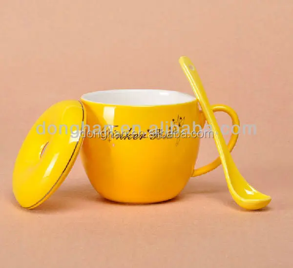 glaze ceramic soup mug with spoon and lid for children use