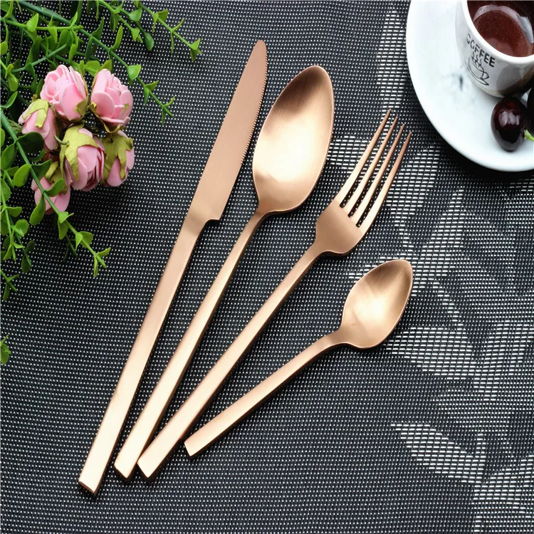 PVD Titanium Plated Rose Gold Flatware Set Matte Rose Gold Spoons Cutlery Polished Steel Reusable for Food Wholesale Weddings