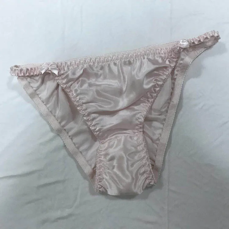 OEM Manufacture 100% Natural Pure Silk Underwear for Women Silk Bikini Panties, Red,pink,black,white
OEM Manufacture 100% Natural Pure Silk Underwear for Women Silk Bikini Panties, Red,pink,black,white