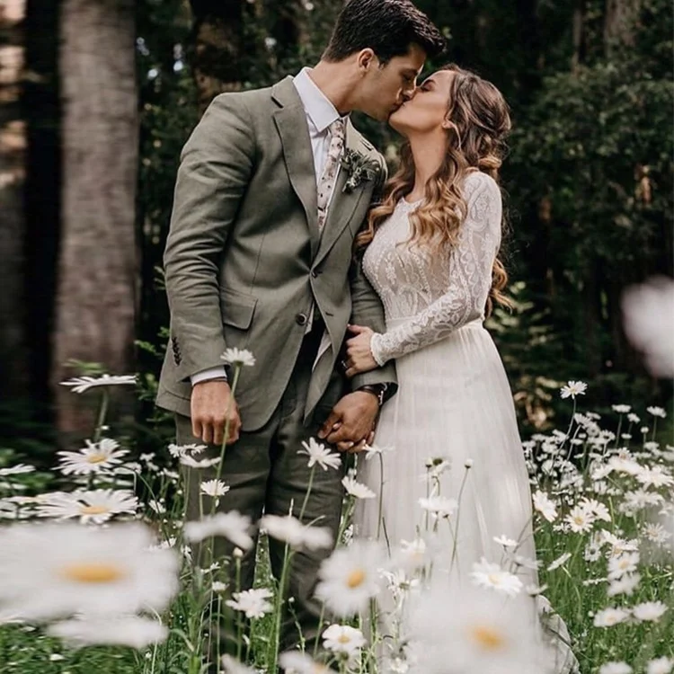 Long Sleeve Lace Backless Chiffon Bridal Dress Wedding Long Boho Wedding Dress Vietnam
Long Sleeve Lace Backless Chiffon Bridal Dress Wedding Long Boho Wedding Dress Vietnam