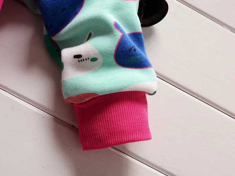 2535129318_912158948