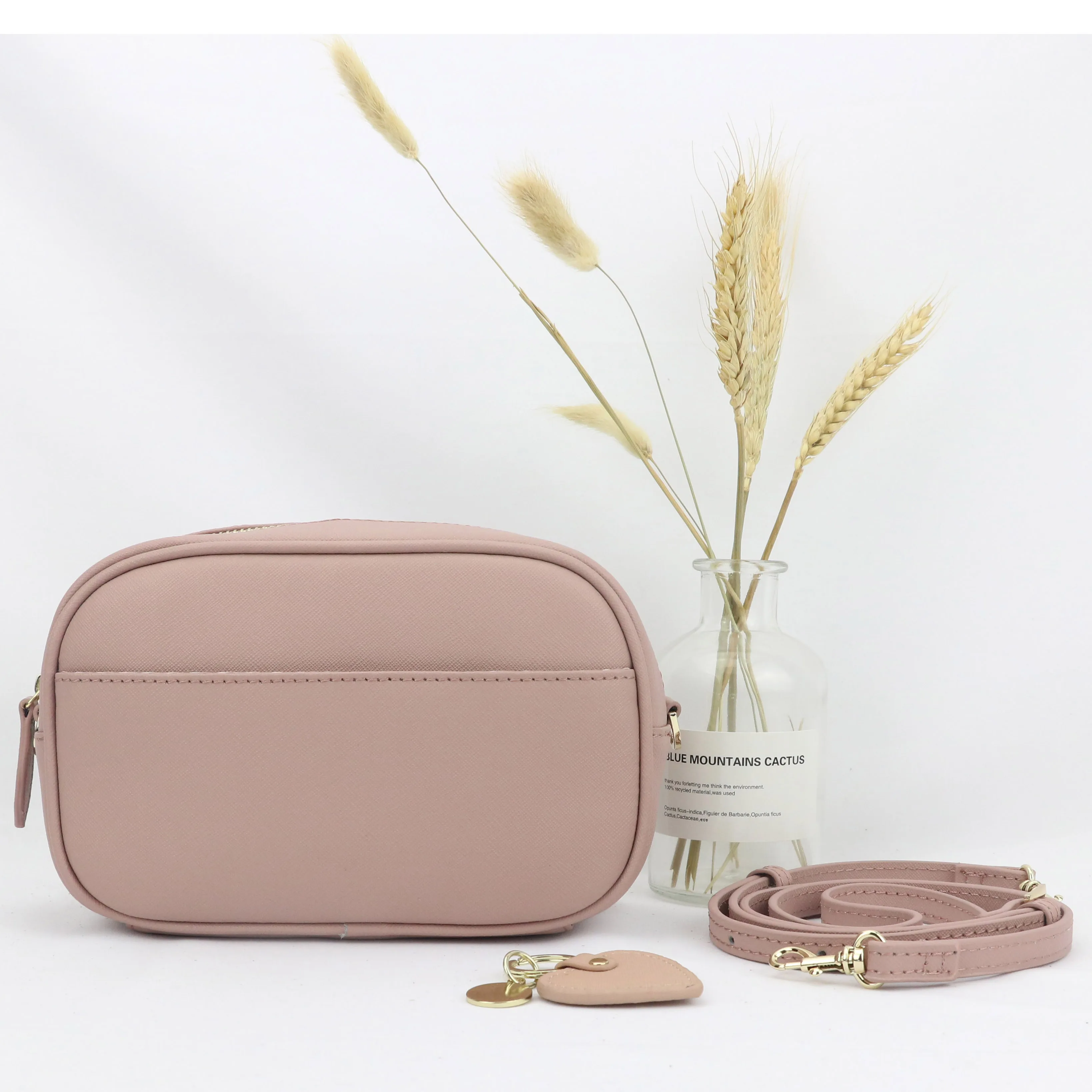 Wholesale 100% Genuine Saffiano Leather Lady Small HandBag Clutch Bags Shoulder Bag for women, Customized
Wholesale 100% Genuine Saffiano Leather Lady Small HandBag Clutch Bags Shoulder Bag for women, Customized