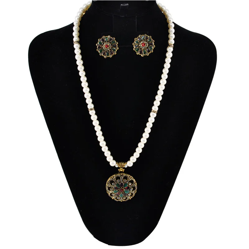 Women Sweater Chain Necklace Round Shape Crystal Pendant Necklace With Earrings Antique Gold Turkish Accessories, Gold and silver
Women Sweater Chain Necklace Round Shape Crystal Pendant Necklace With Earrings Antique Gold Turkish Accessories, Gold and silver