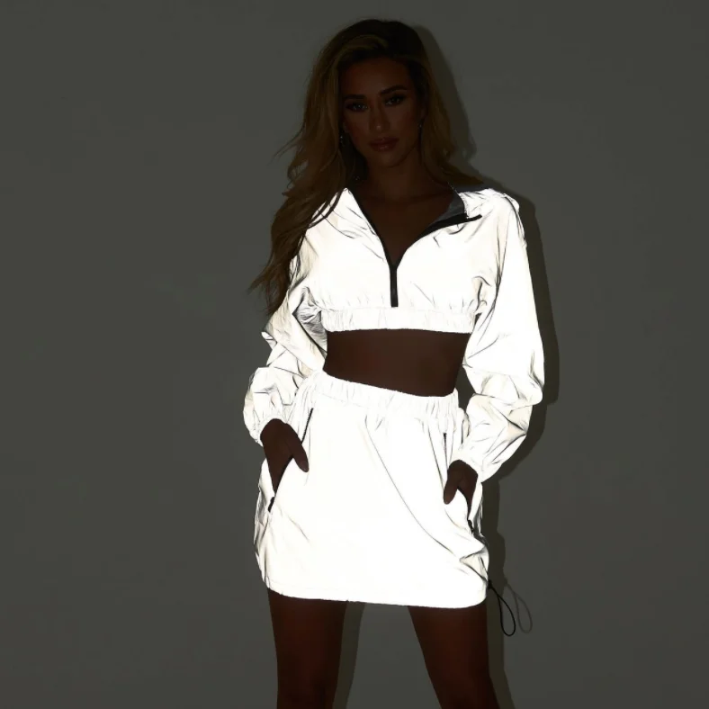 Reflective Set Short Hooded Pullover Crop Top And Skirt Gray Jacket Women Two Piece Outfits Y10494
Reflective Set Short Hooded Pullover Crop Top And Skirt Gray Jacket Women Two Piece Outfits Y10494