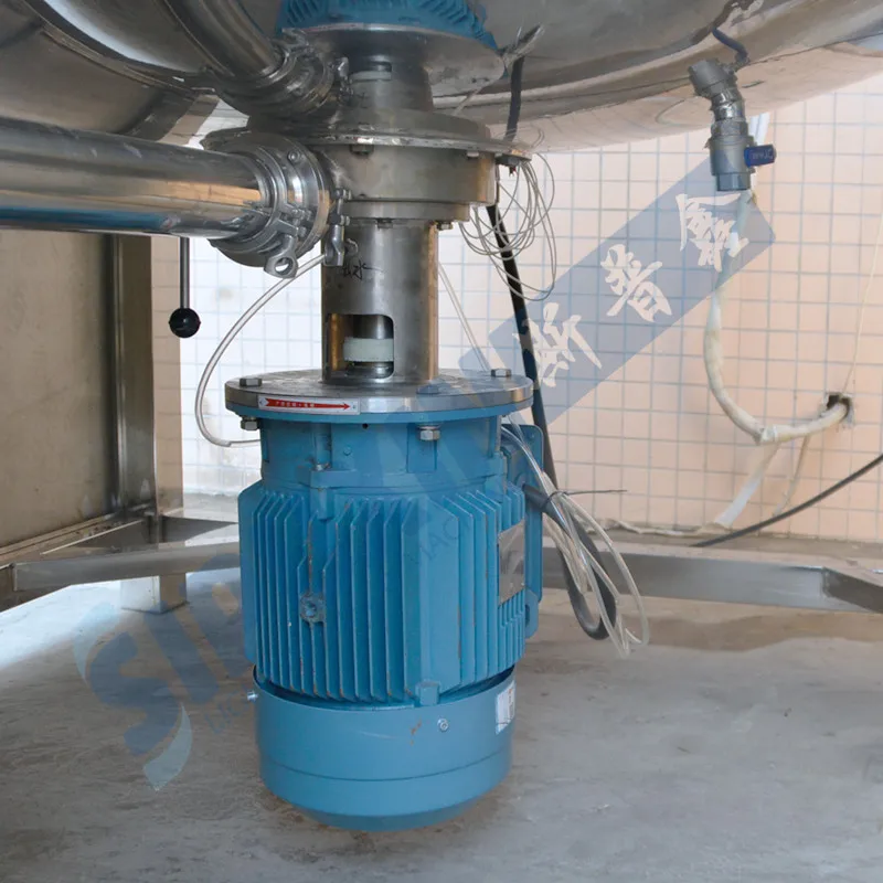 bottom homogenizer.jpg