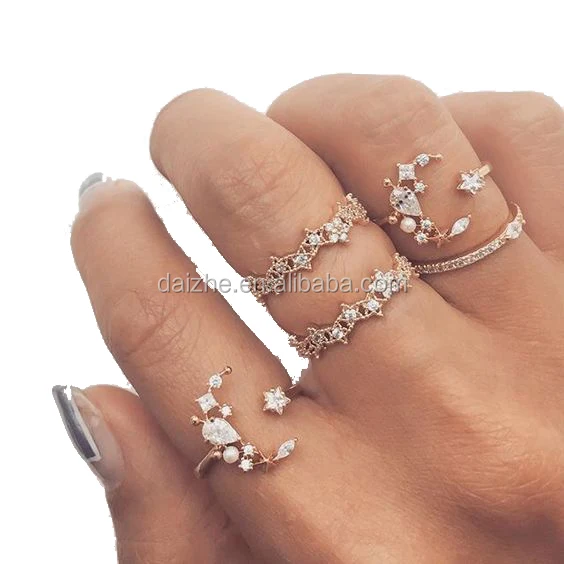 2019 high quality 925 sterling silver unique design open adjust size cz moon star ring for christmas
2019 high quality 925 sterling silver unique design open adjust size cz moon star ring for christmas