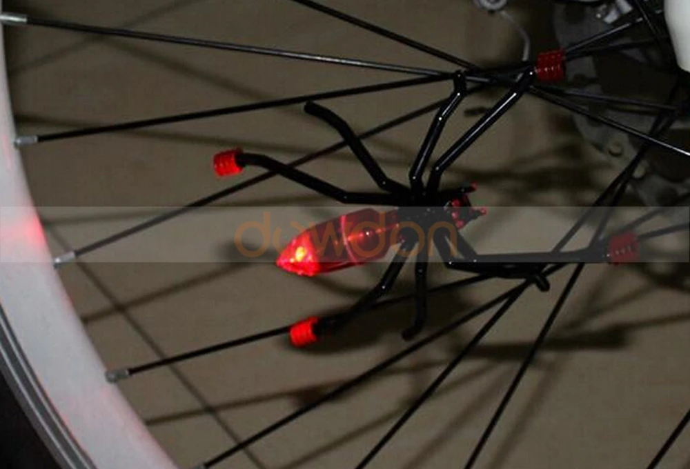 Bicycle warning light 8032 151014 (11).jpg