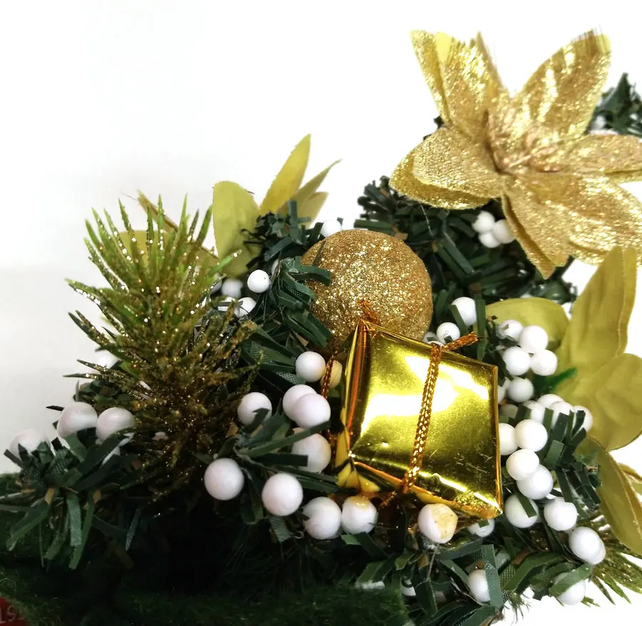mini christmas decorative tree with glitter ball and gift box