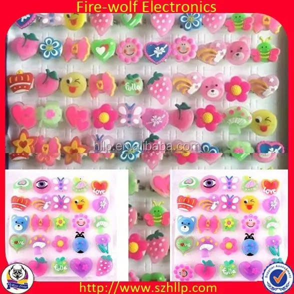 button white star shape red shining led pins on brooch for party