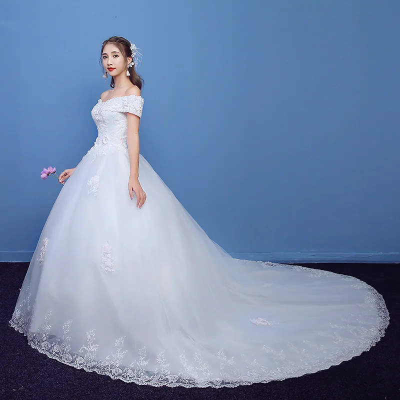 Latest Lovely Pink Lace Flower Bridal Wedding Dress White Wedding Gown with Long tail, White beaded lace bridal wedding dress
Latest Lovely Pink Lace Flower Bridal Wedding Dress White Wedding Gown with Long tail, White beaded lace bridal wedding dress