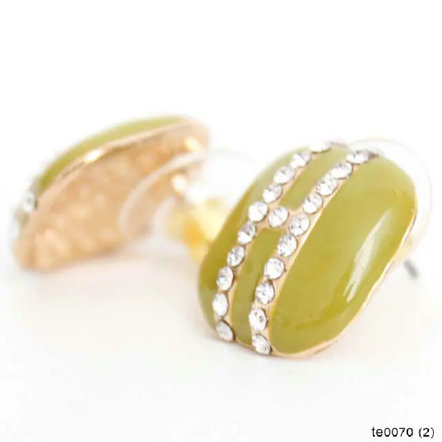 new fashion jewllery enamel diamond letters short and fat