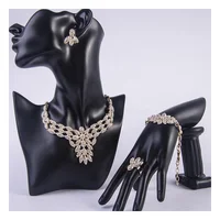 S10241 Modern fashion style high quality decorative shiny woman wedding accessories bridal jewelry set
S10241 Modern fashion style high quality decorative shiny woman wedding accessories bridal jewelry set