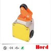 /product-detail/3se3-100-1e-automatic-reset-220vdc-10a-angle-lever-limit-switch-with-roller-60704933888.html
