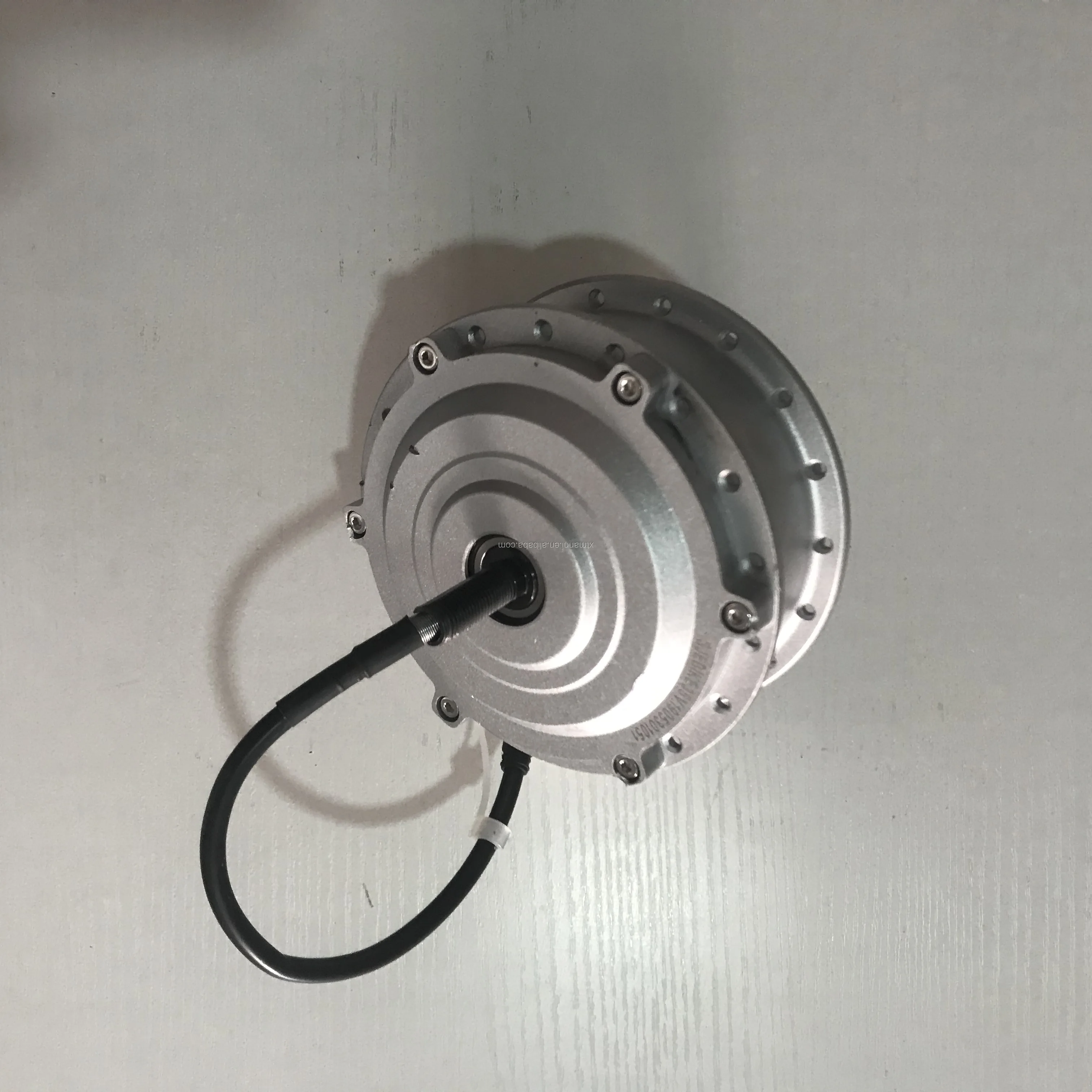 Ebike brushless waterproof motor48V500W High torque motor for bicycle motor, Silver
Ebike brushless waterproof motor48V500W High torque motor for bicycle motor, Silver