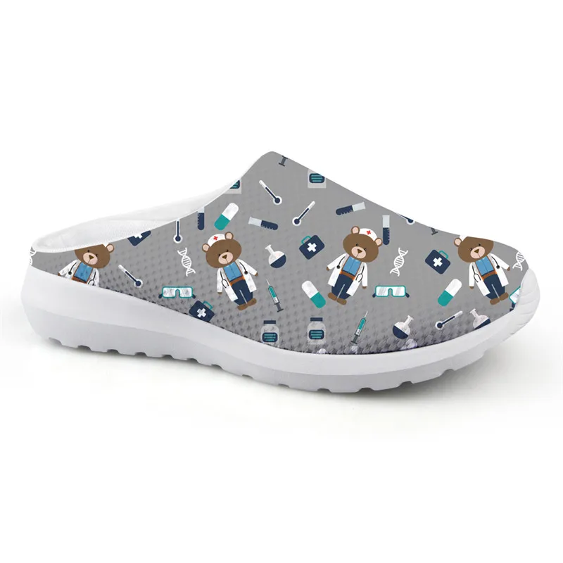 THIKIN 2020 Hot Sale Summer Clog With Bear Carton Printed New Design Men Sandals Unisex Classic Breathable Clog Shoes For Men
THIKIN 2020 Hot Sale Summer Clog With Bear Carton Printed New Design Men Sandals Unisex Classic Breathable Clog Shoes For Men