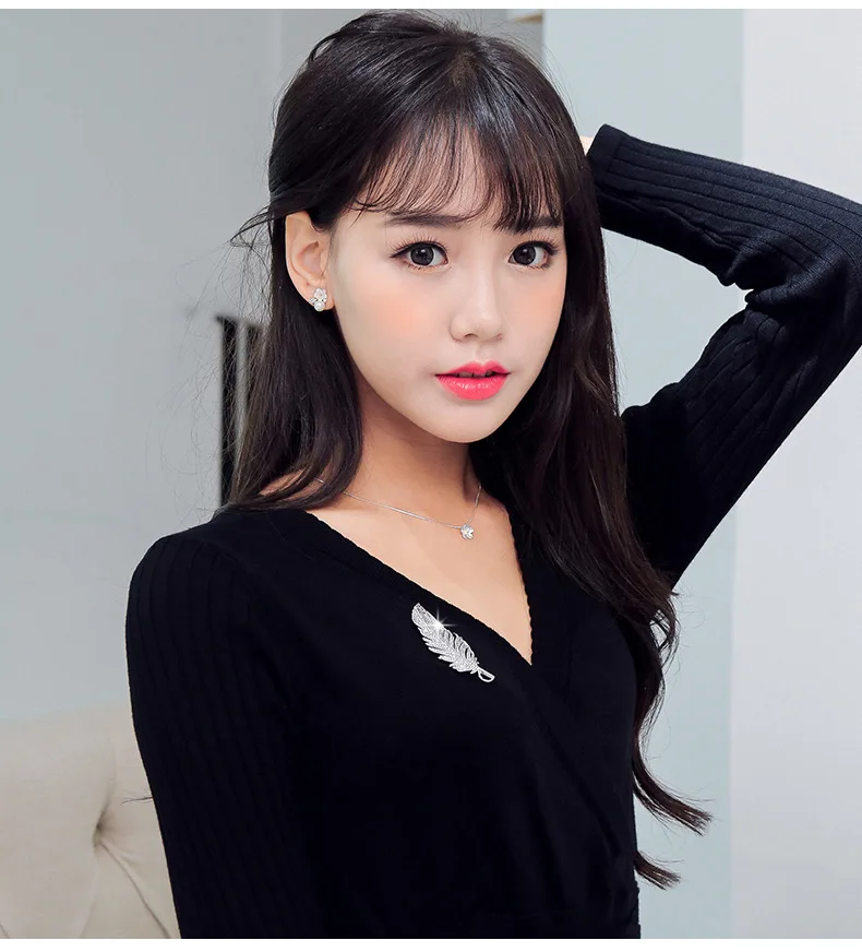 (4)