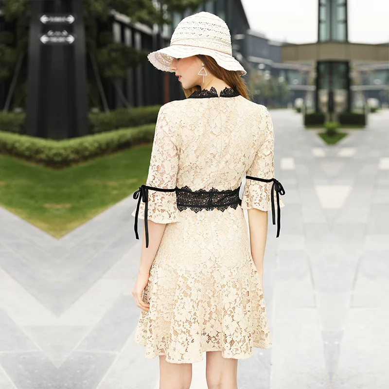 2018 Fashion New Design Trumpet Sleeve Hollow Out Lace Dress From Factory At China, Customized color
2018 Fashion New Design Trumpet Sleeve Hollow Out Lace Dress From Factory At China, Customized color