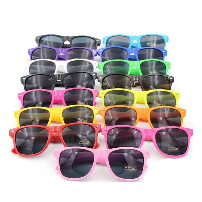 2021 Custom Logo Brand Plastic Frame Cheap Fashion Sun glasses men women Sunglasses
2021 Custom Logo Brand Plastic Frame Cheap Fashion Sun glasses men women Sunglasses