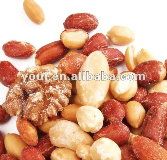 Salted roasted nuts mix (almond, peanut, cashew nut, walnuts,hazelnuts)