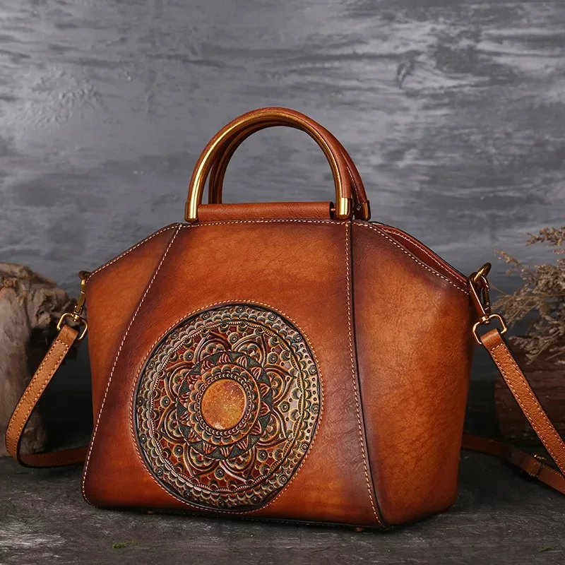 2020 Vegetable Tan Leather Bag Handmade Quality Genuine Leather Tote Handbag with Totem Handbag, Black,brown,burgundy
2020 Vegetable Tan Leather Bag Handmade Quality Genuine Leather Tote Handbag with Totem Handbag, Black,brown,burgundy
