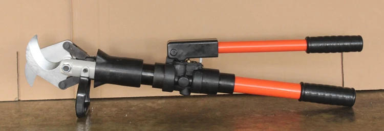 CPC-65K Hand Operated Hydraulic Cutter for Armoured Cable With Scissors Type Opening Blade