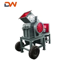 Mini portable diesel engine hammer crusher for stone crushing project