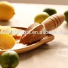 oak rubber wooden hand craft kitchentools orange lemon squeezer
