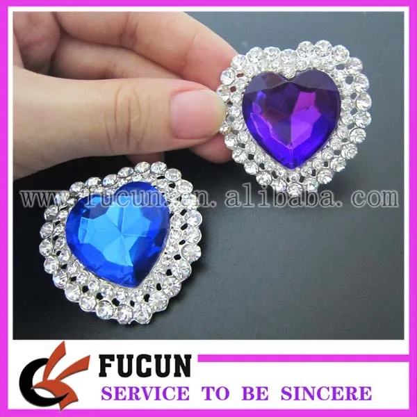 heart rhinestone brooch .jpg