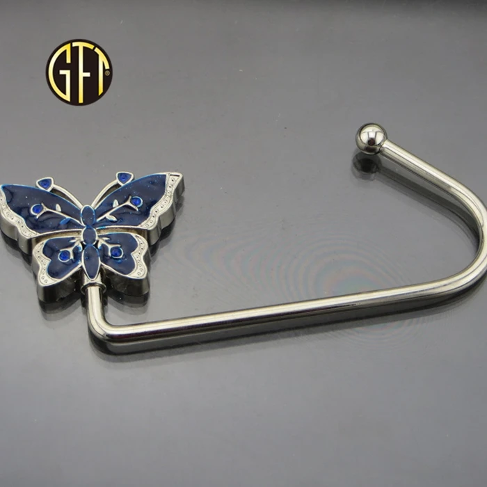 hanger07.jpg