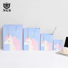 カスタマイズされたリサイクル漫画デザインパッケージ Hdpe ショッピングバッグ、子供の誕生日パーティーの好意のギフト紙袋