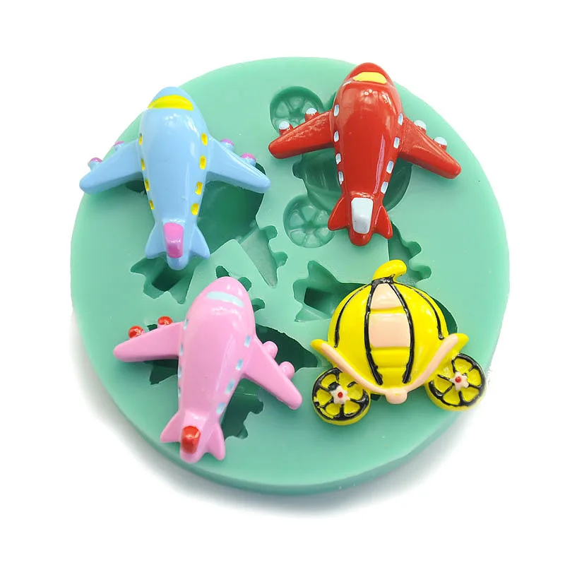 New Arrival Cartoon Aircraft Shape Soft Silicone Cake Stand Silicone Cake Clay Soap Mould Decorating Tools Biscuit mold