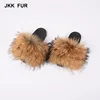 Hot Selling Fashionable Raccoon Fur Slippers with Wider Soft Fur Real Fur Slides